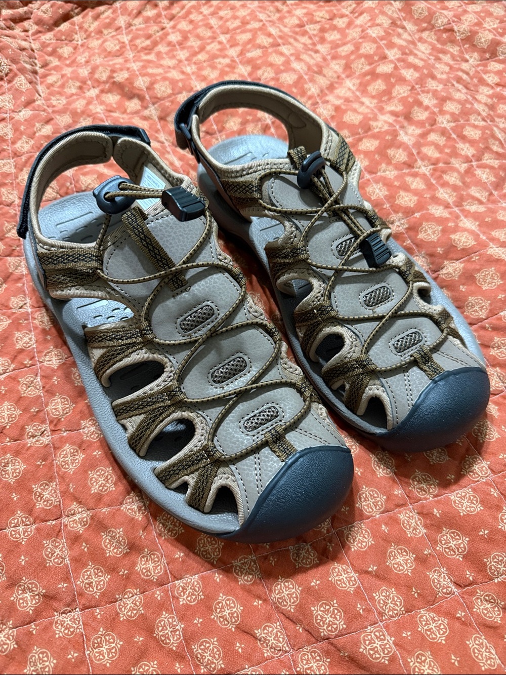 Dream Pairs Men's Closed-Toe Sport Sandals in Taupe and Navy